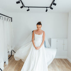 ANDY. single tier veil, barely there, plain tulle.