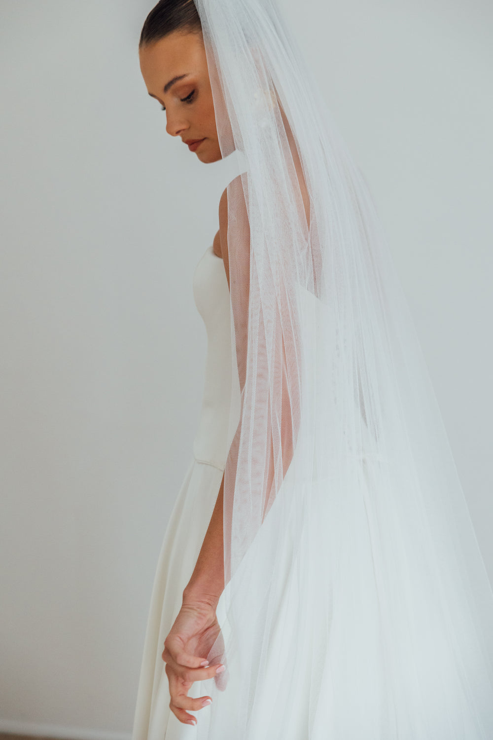 FRANC. single tier veil, fully ruched, plain tulle.