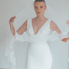 PAIGE. blusher veil, wide lace trim.