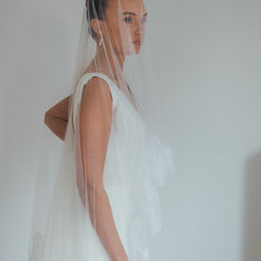 PAIGE. blusher veil, wide lace trim.
