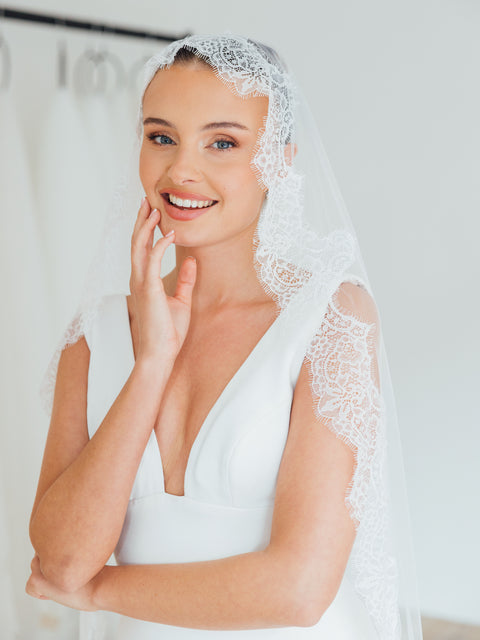 PAIGE. mantilla veil, wide lace trim.