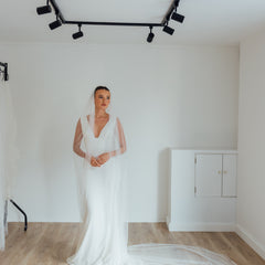 TAMSIN. single tier veil, pearl detail.