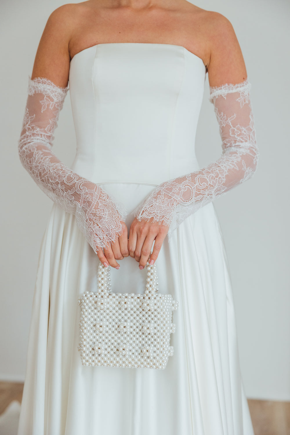 PENNY. chantilly lace bridal sleeves.