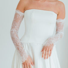 PENNY. chantilly lace bridal sleeves.