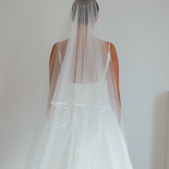 KATE. blusher veil, ribbon edge.
