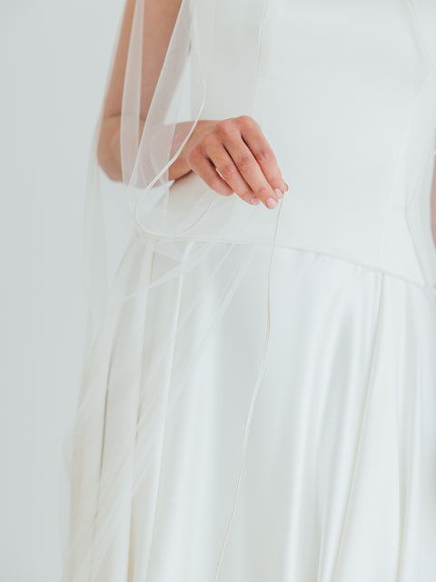 NATASHA. single tier veil, delicate cord trim.