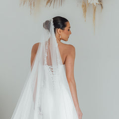 WILLOW. single tier veil, leaf detail.