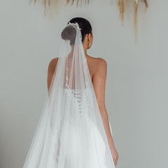 WILLOW. single tier veil, leaf detail.