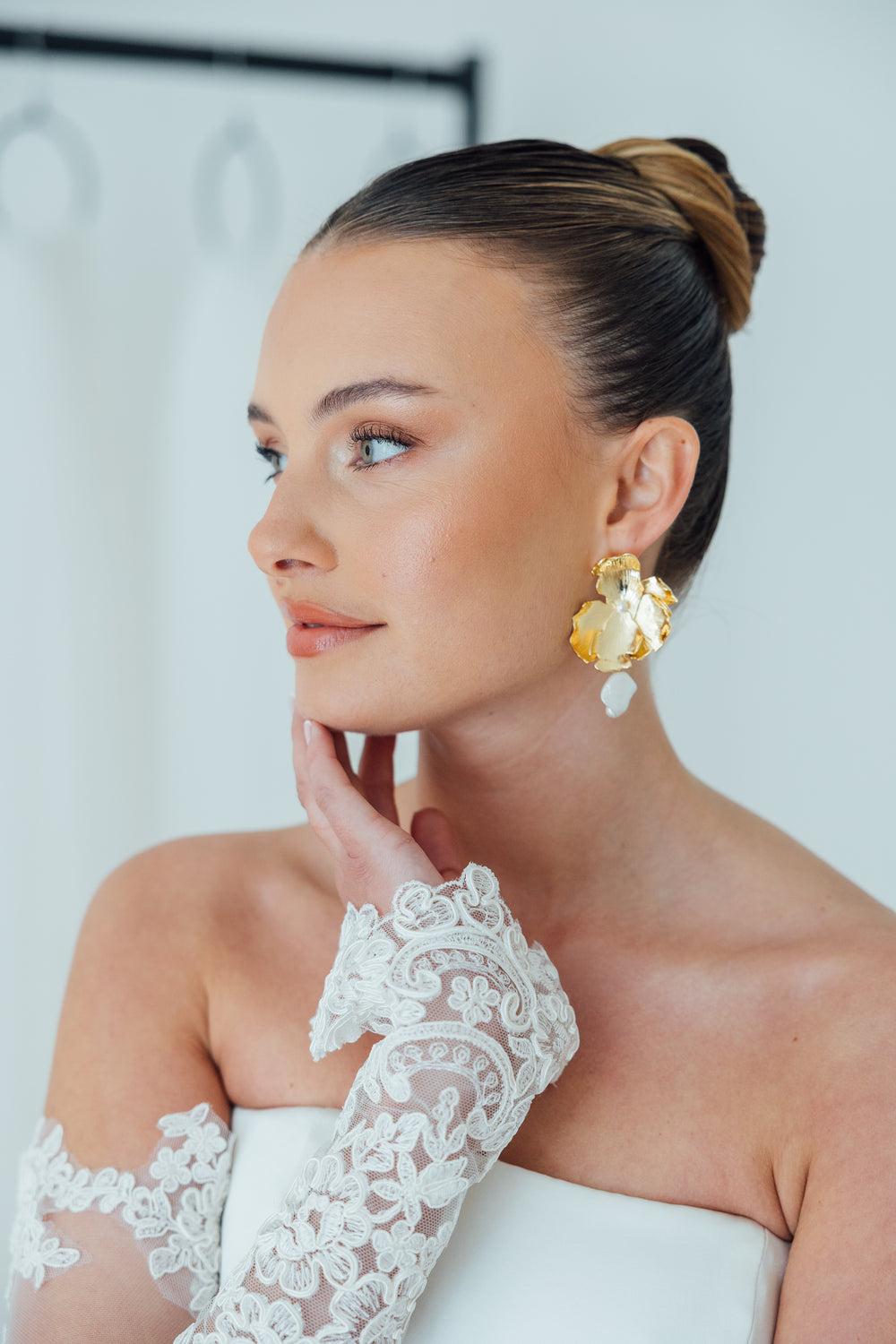 BILLIE. corded lace bridal sleeves.