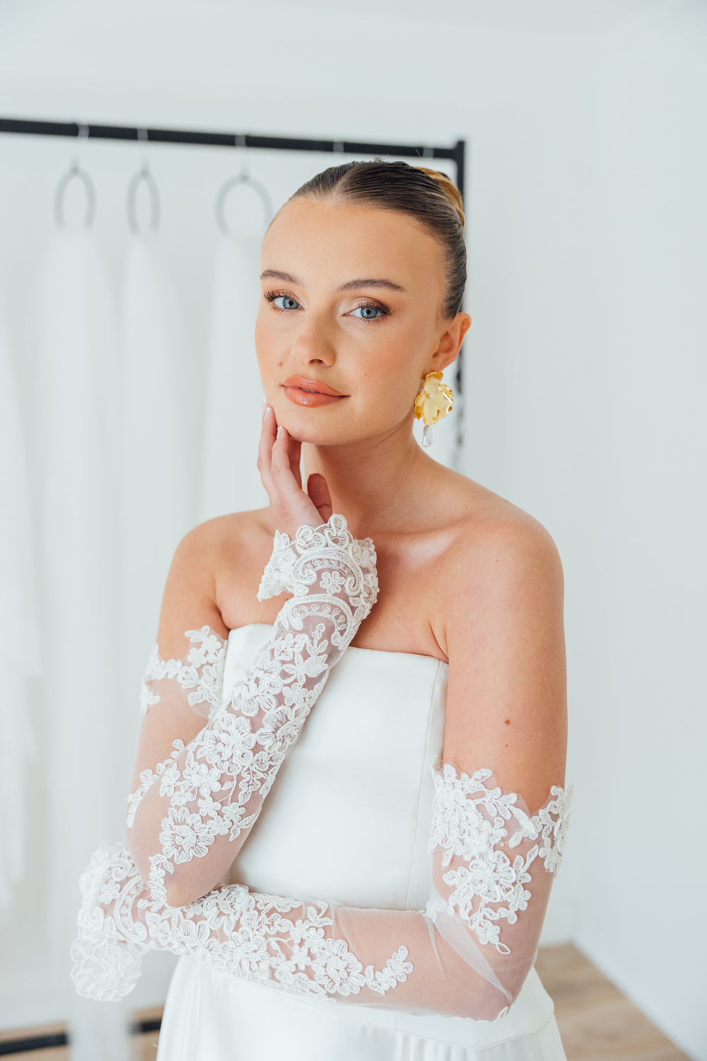 BILLIE. corded lace bridal sleeves.