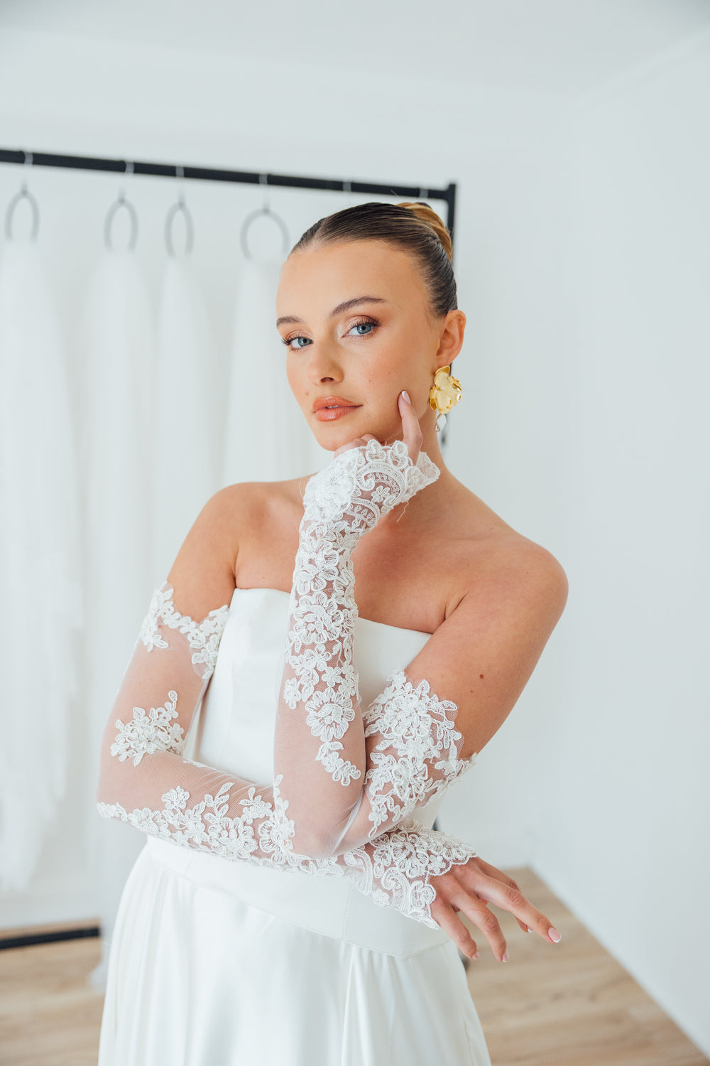 BILLIE. corded lace bridal sleeves.