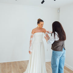 BILLIE. corded lace bridal sleeves.
