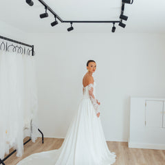 BILLIE. corded lace bridal sleeves.