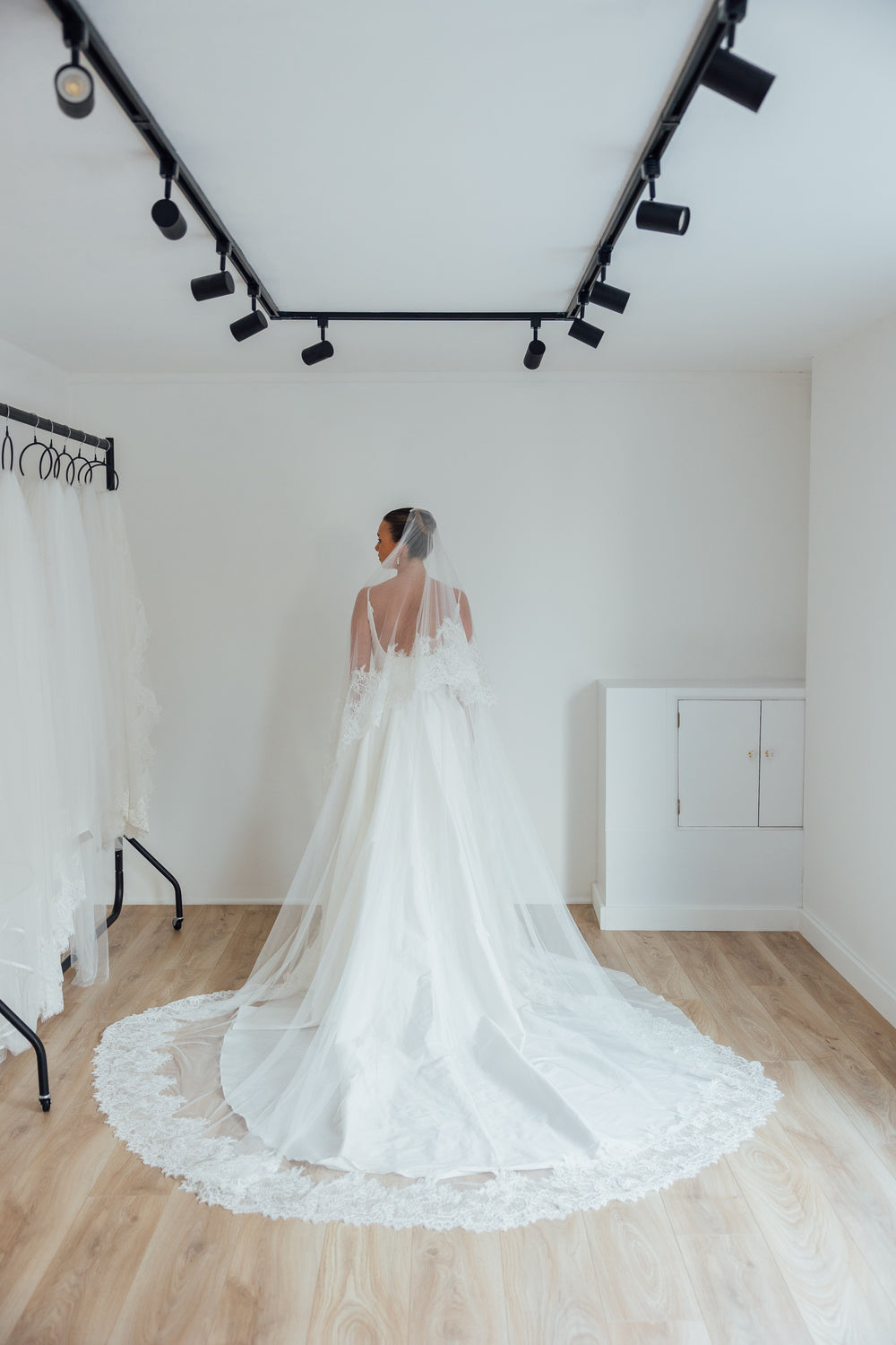 LIV. blusher veil, wide lace edge.