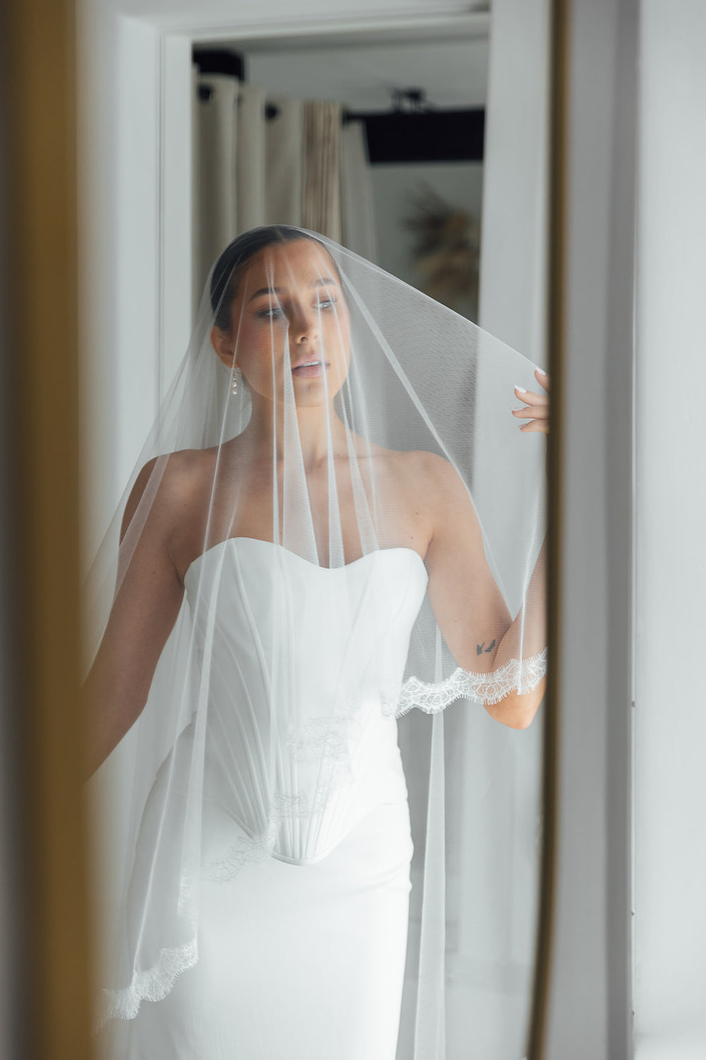 HARRY. blusher veil, eyelash lace trim.